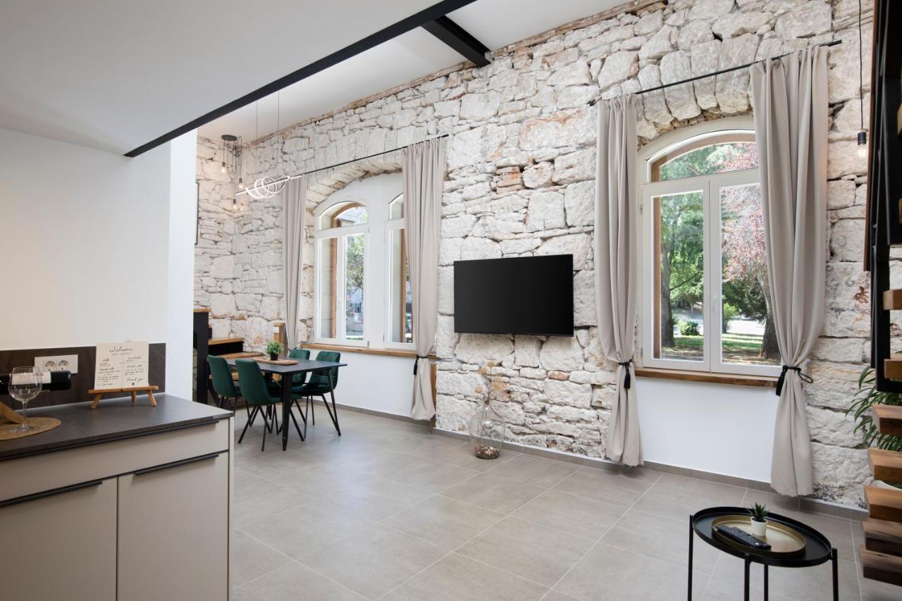 K- Apartments Pula Ngoại thất bức ảnh